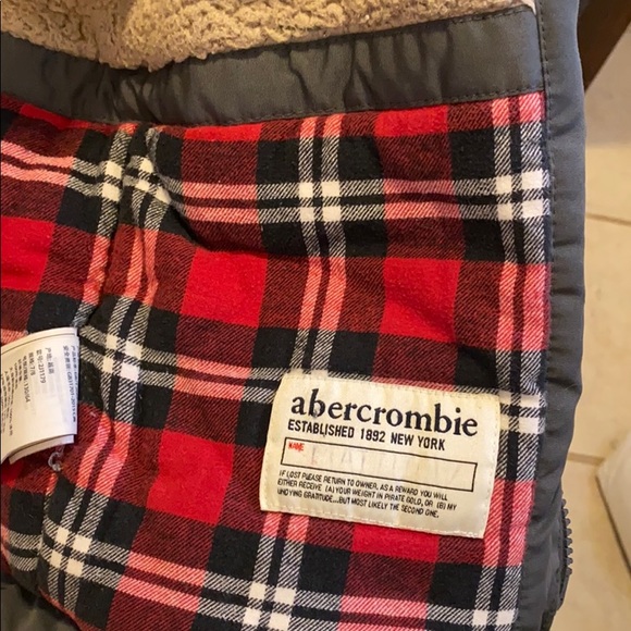 Jacket - Picture 5 of 5